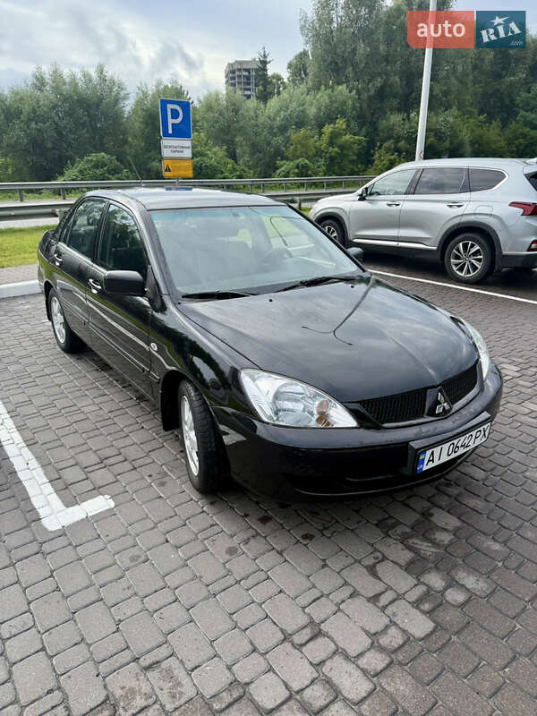 Седан Mitsubishi Lancer 2007 в Киеве
