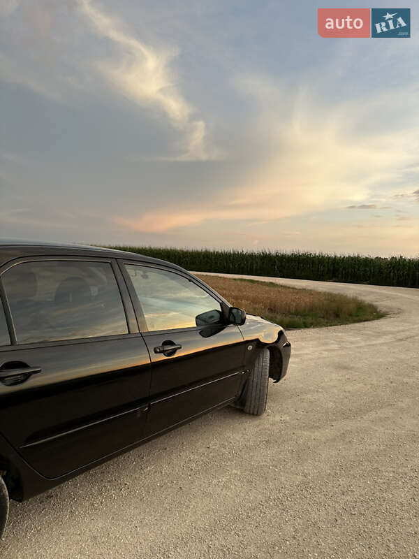 Седан Mitsubishi Lancer 2008 в Вишневце