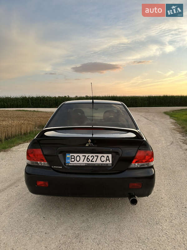 Седан Mitsubishi Lancer 2008 в Вишневце