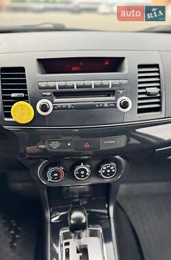 Седан Mitsubishi Lancer 2012 в 