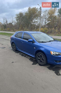 Хэтчбек Mitsubishi Lancer 2010 в 