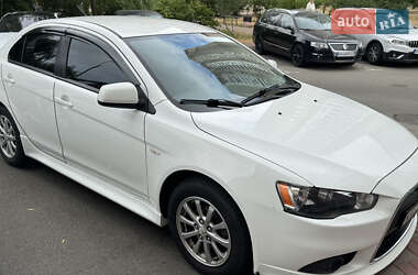 Седан Mitsubishi Lancer 2013 в Киеве
