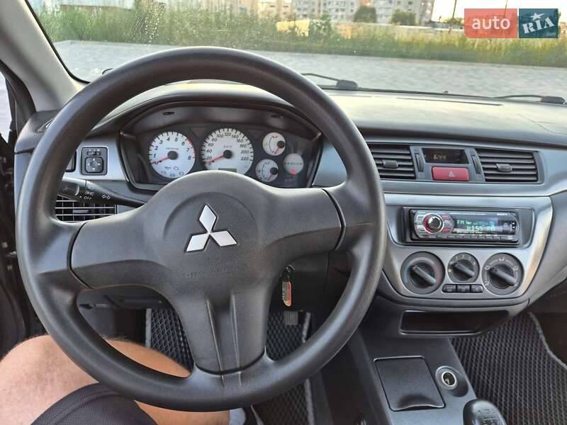 Седан Mitsubishi Lancer 2007 в Виннице