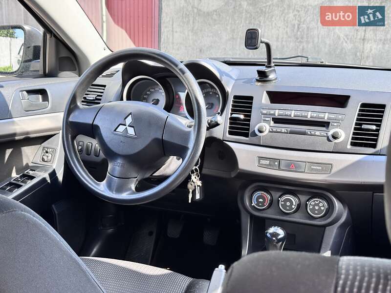 Седан Mitsubishi Lancer 2008 в Броварах