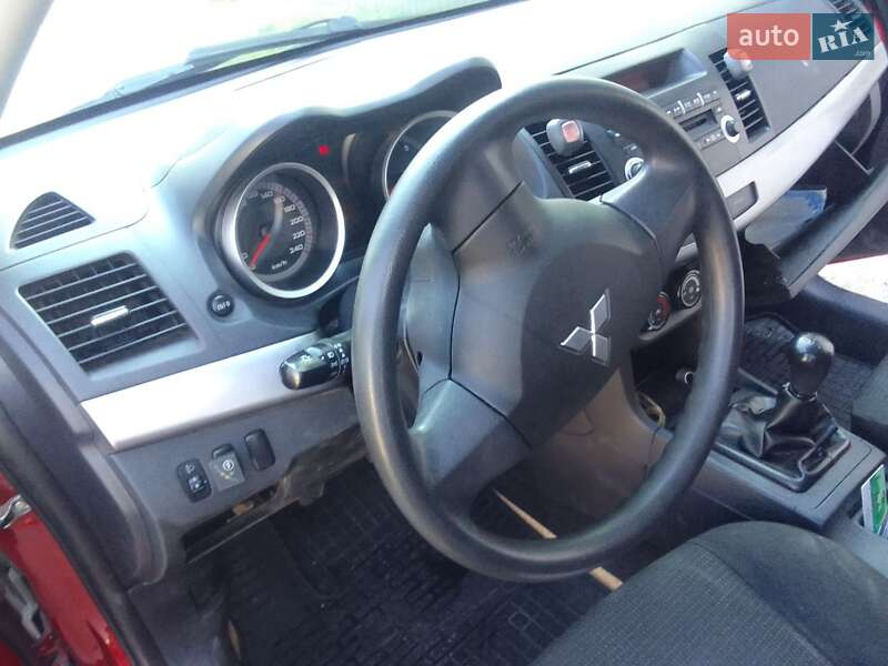 Седан Mitsubishi Lancer 2008 в Одессе