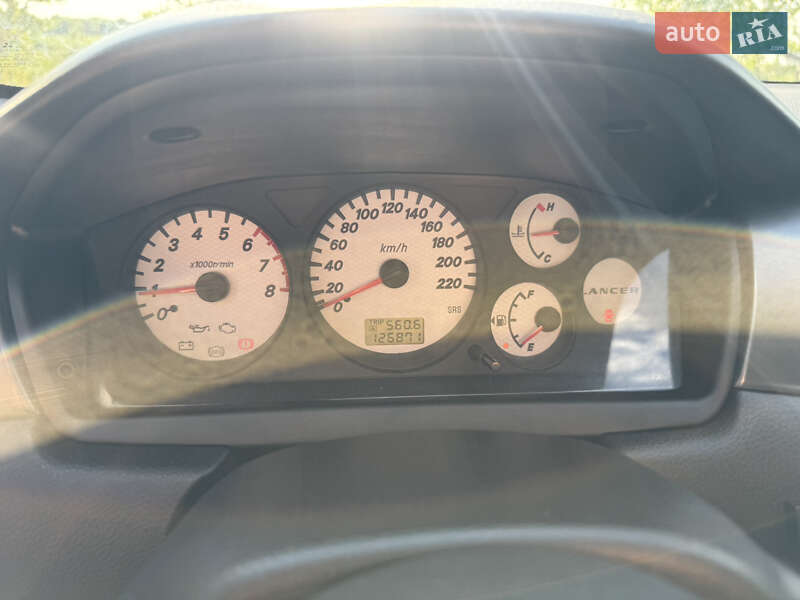 Седан Mitsubishi Lancer 2009 в Днепре