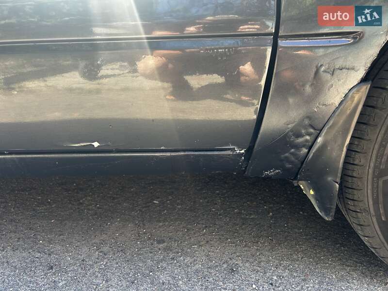 Седан Mitsubishi Lancer 2003 в Николаеве