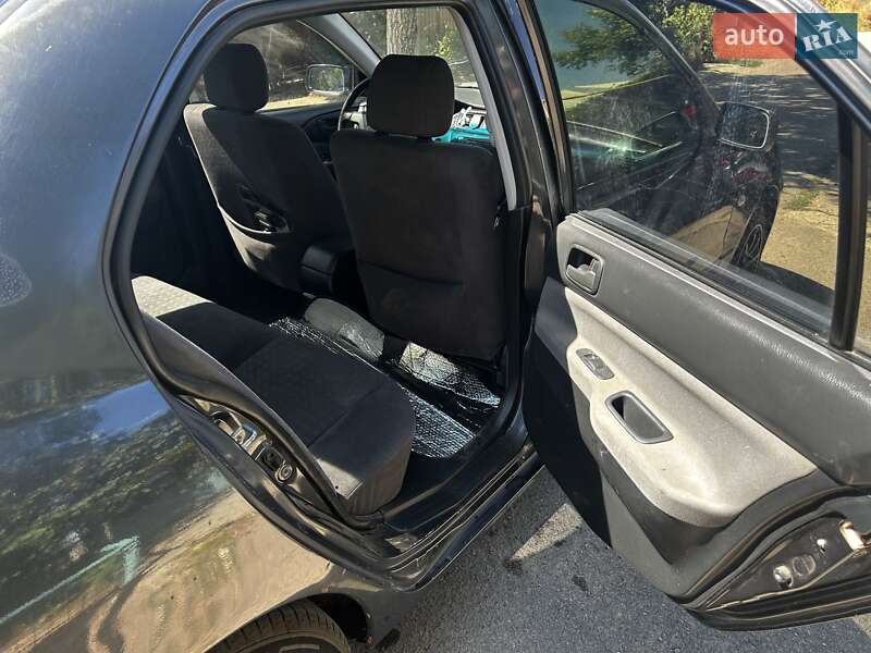 Седан Mitsubishi Lancer 2003 в Николаеве