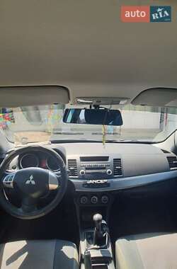 Седан Mitsubishi Lancer 2011 в 