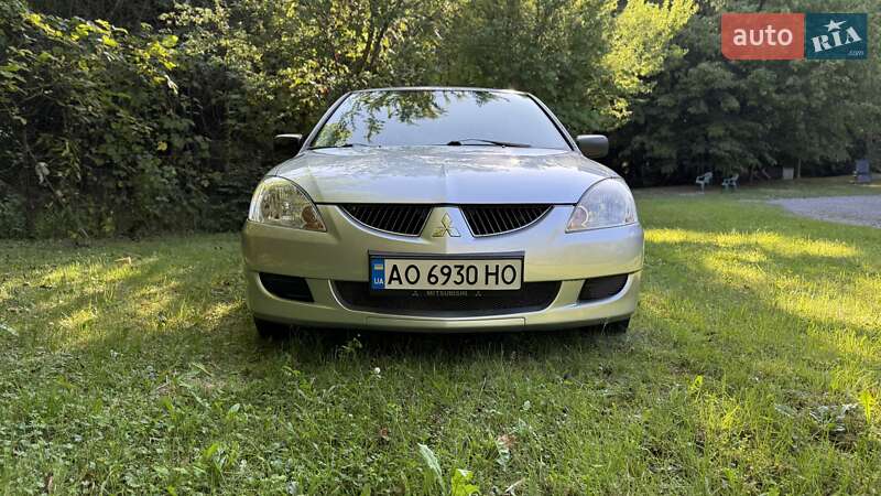 Седан Mitsubishi Lancer 2005 в 