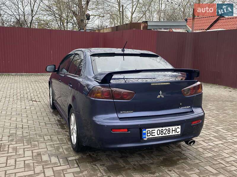 Седан Mitsubishi Lancer 2007 в Николаеве
