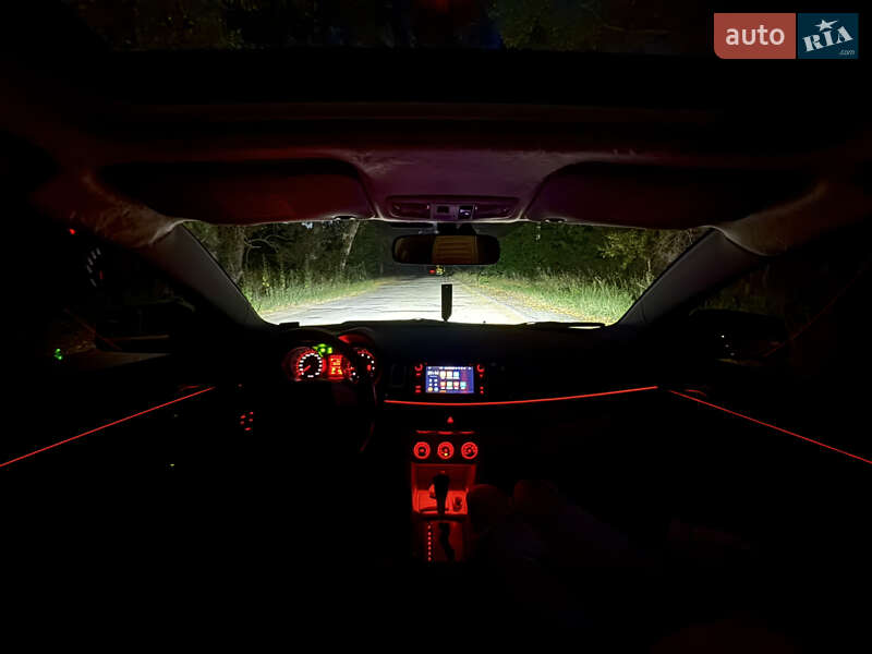 Седан Mitsubishi Lancer 2008 в Киеве