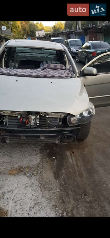 Седан Mitsubishi Lancer 2008 в Киеве