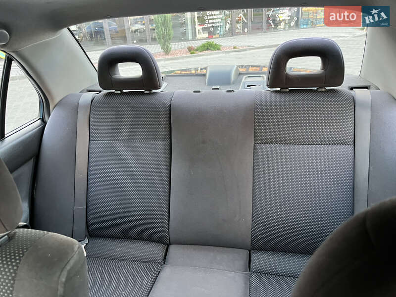 Седан Mitsubishi Lancer 2006 в Вишневом