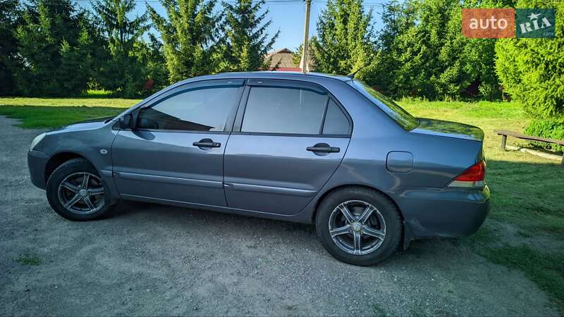 Седан Mitsubishi Lancer 2005 в Тростянце фото 4 Седан Mitsubishi Lancer 2005 в Тростянце
