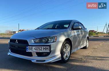 Седан Mitsubishi Lancer 2007 в Николаеве