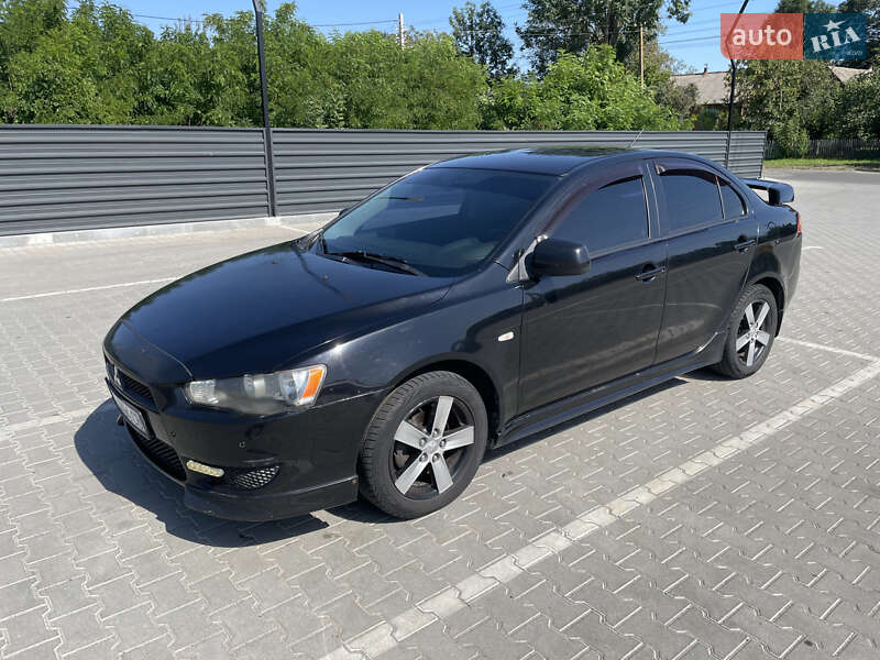 Седан Mitsubishi Lancer 2008 в Киеве