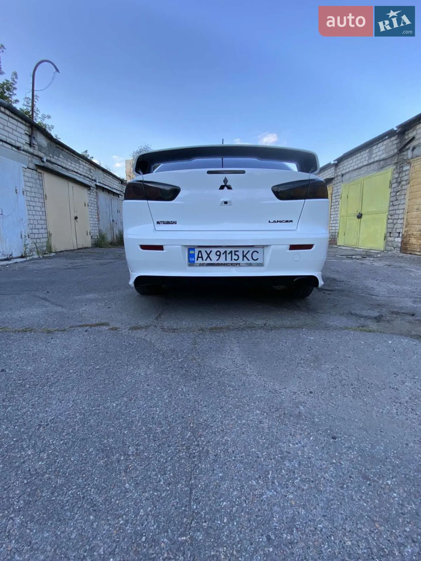 2016 Mitsubishi Lancer - мініатюра 9