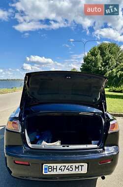 Седан Mitsubishi Lancer 2011 в 