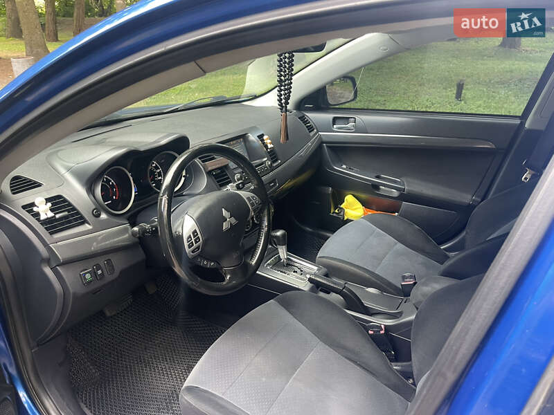 Хетчбек Mitsubishi Lancer 2009 в Чернігові фото 6 Хетчбек Mitsubishi Lancer 2009 в Чернігові