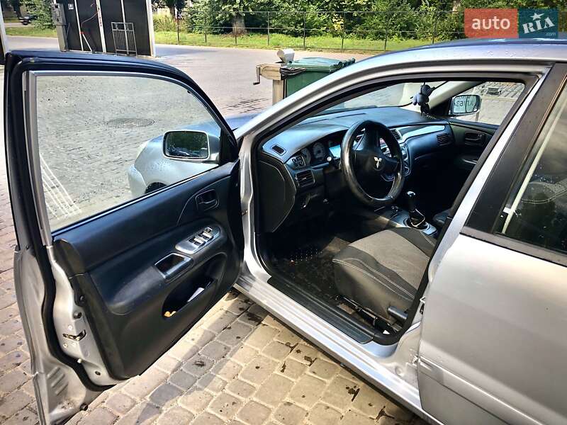 Седан Mitsubishi Lancer 2007 в Кременчуге