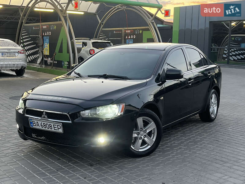 Седан Mitsubishi Lancer 2011 в 