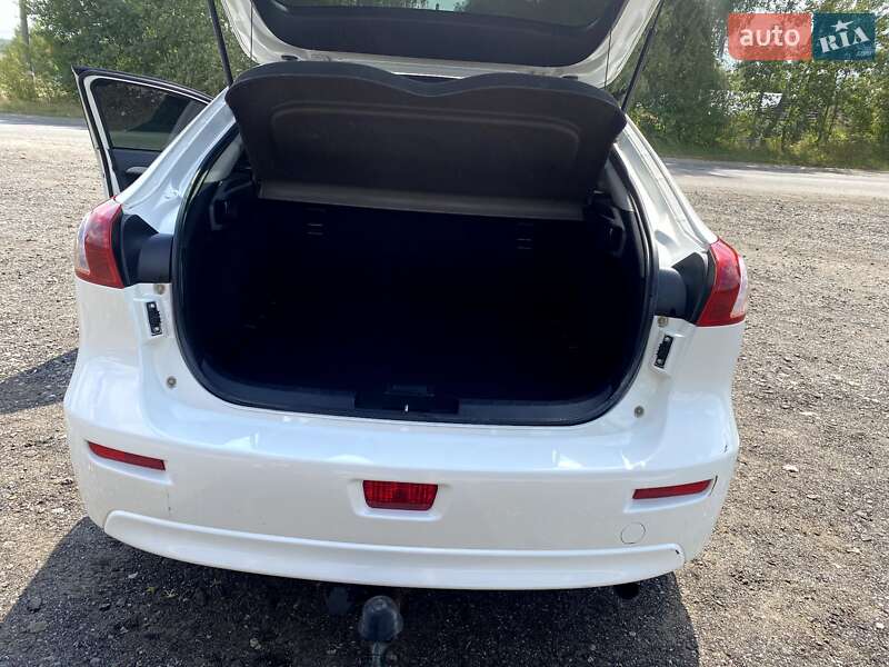 Хэтчбек Mitsubishi Lancer 2008 в Иванкове фото 17 Хэтчбек Mitsubishi Lancer 2008 в Иванкове