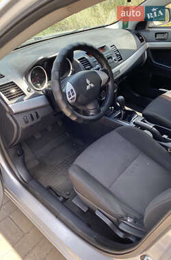 Седан Mitsubishi Lancer 2011 в Краматорске