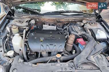 Хэтчбек Mitsubishi Lancer 2009 в 