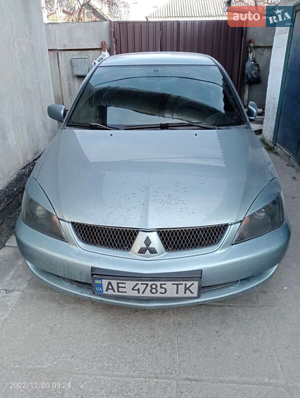 Седан Mitsubishi Lancer 2006 в Днепре