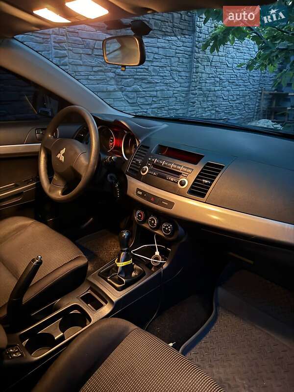 Седан Mitsubishi Lancer 2008 в Запорожье
