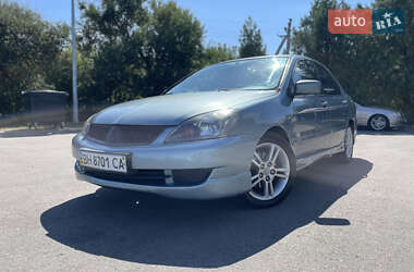 Седан Mitsubishi Lancer 2006 в Градижске