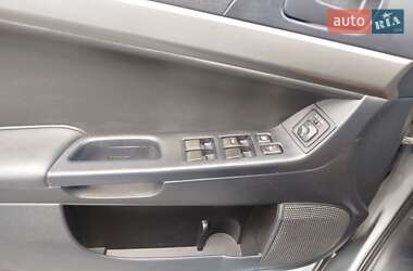 Седан Mitsubishi Lancer 2013 в 