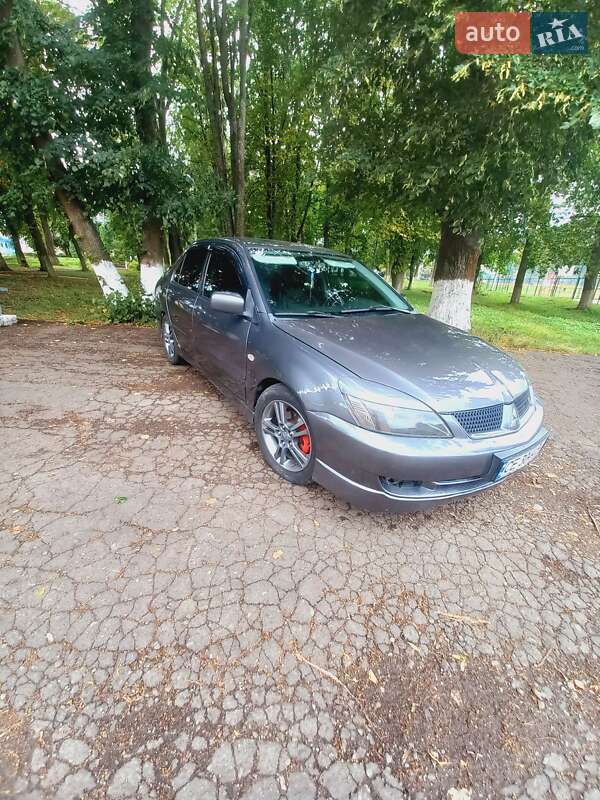 Седан Mitsubishi Lancer 2007 в Черновцах