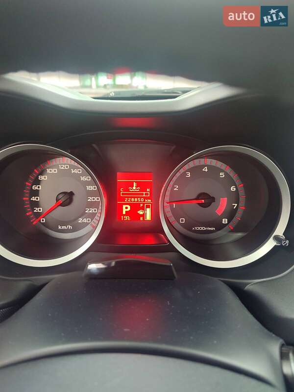 Седан Mitsubishi Lancer 2008 в Киеве