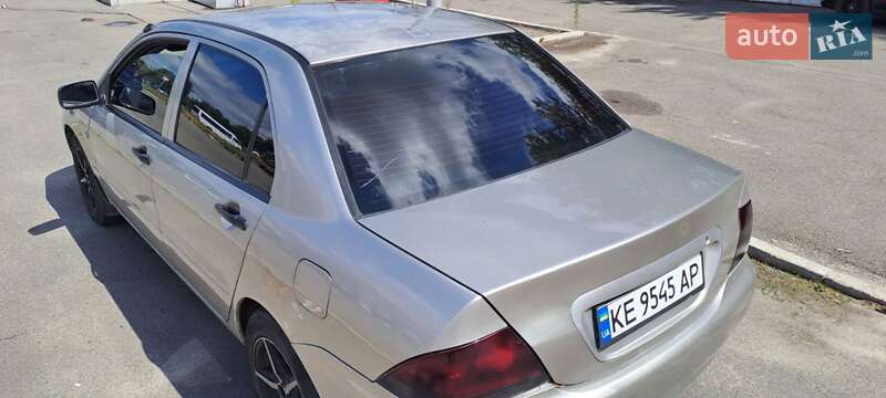 Седан Mitsubishi Lancer 2005 в Днепре