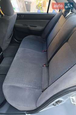 Седан Mitsubishi Lancer 2004 в 