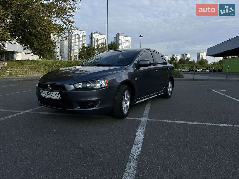 Седан Mitsubishi Lancer 2009 в 