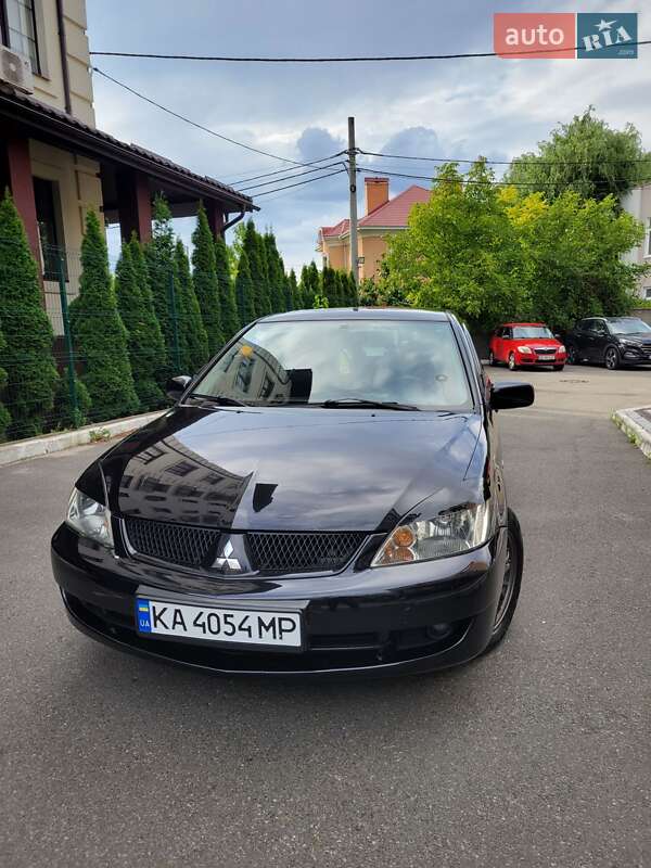 Седан Mitsubishi Lancer 2008 в Киеве