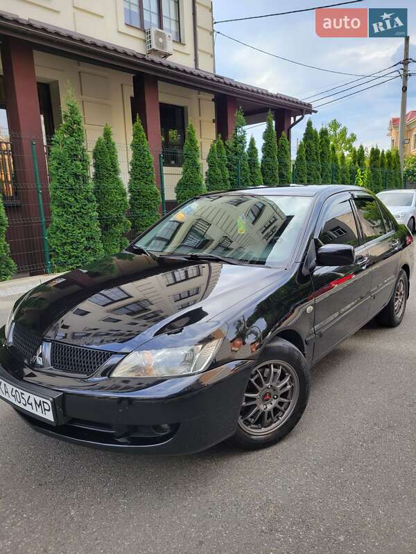 Седан Mitsubishi Lancer 2008 в Киеве
