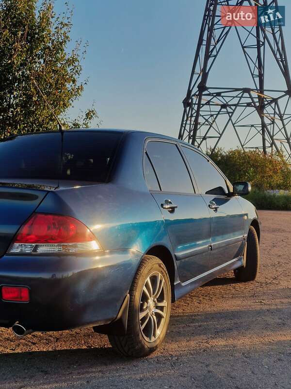 Седан Mitsubishi Lancer 2008 в Харькове