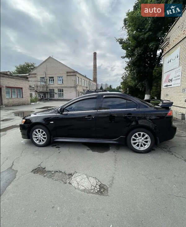 Седан Mitsubishi Lancer 2011 в 