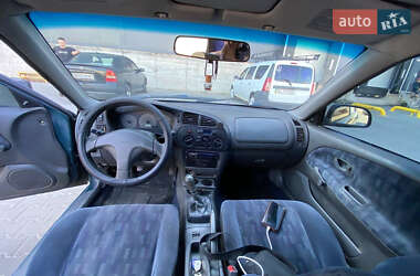Седан Mitsubishi Lancer 1996 в 