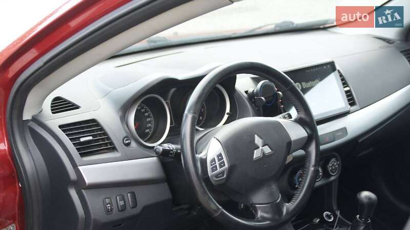 Седан Mitsubishi Lancer 2009 в Львове