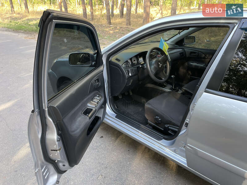 Седан Mitsubishi Lancer 2009 в Кропивницком