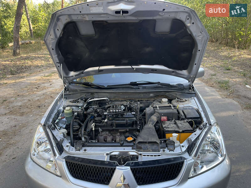 Седан Mitsubishi Lancer 2009 в Кропивницком