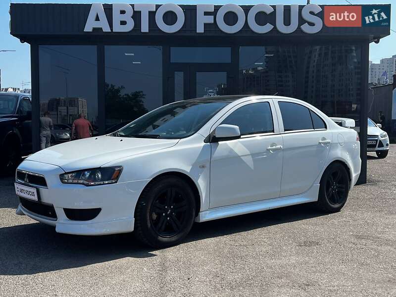 Седан Mitsubishi Lancer 2014 в Киеве