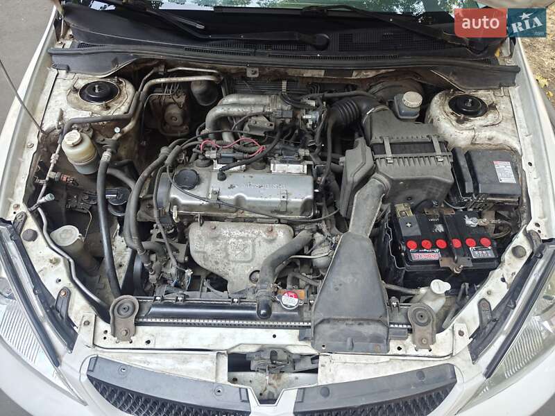 Седан Mitsubishi Lancer 2006 в Одессе