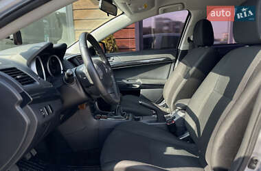 Седан Mitsubishi Lancer 2013 в 