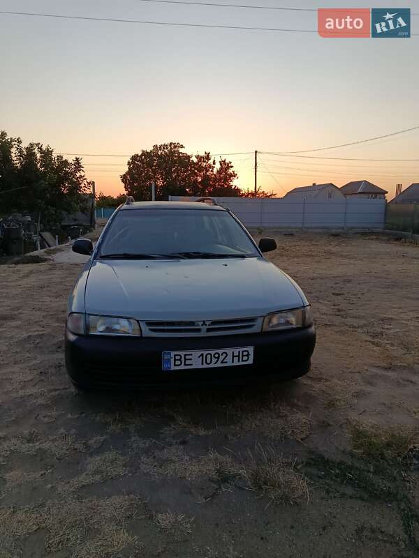 Универсал Mitsubishi Lancer 1995 в Одессе